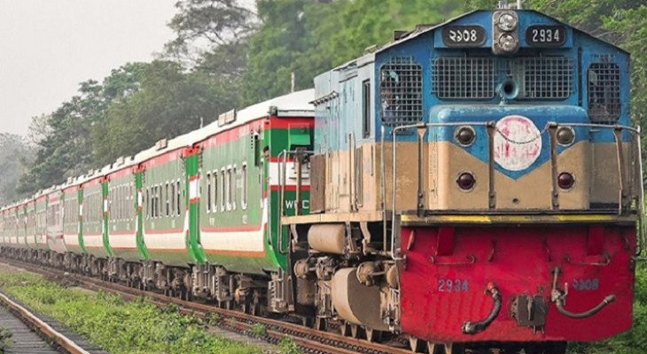 দুর্গাপূজা উপলক্ষে পূর্বাঞ্চলে ৪ জোড়া বিশেষ ট্রেন